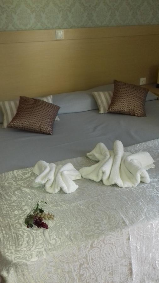 Aphrodite Hotel Syros Kíni Kültér fotó