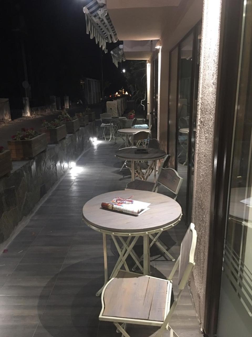 Aphrodite Hotel Syros Kíni Kültér fotó