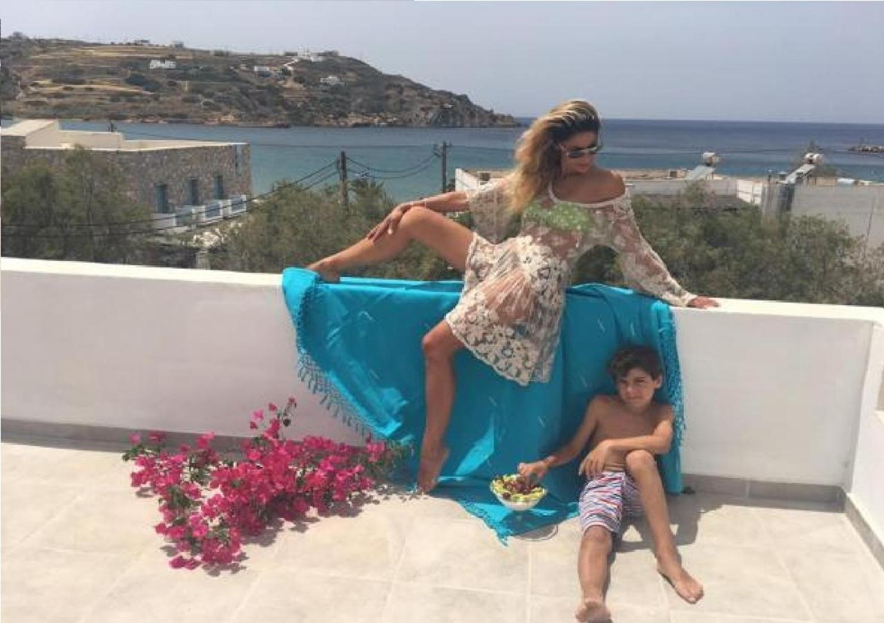 Aphrodite Hotel Syros Kíni Kültér fotó